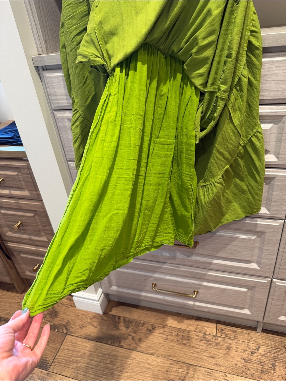 Green Ruffled Tiered Sundress - Picture 5 of 5